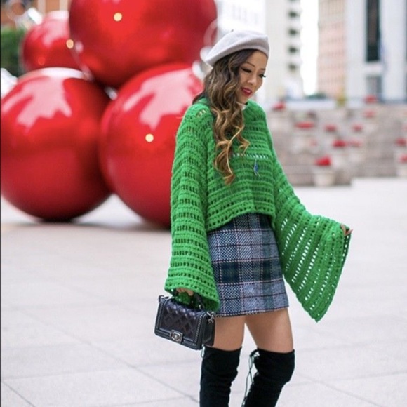 Free People Sweaters - Free People Crochet Cropped Bell Sleeve Sweater